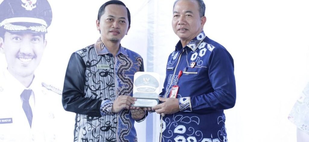Dinilai Berhasil Cegah Maladminstrasi, Pemprov Kalsel Diganjar Penghargaan Ombudsman