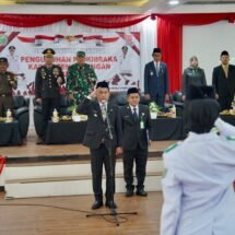 Kukuhkan Anggota Paskibra 2025, Ini Pesan Bupati Balangan