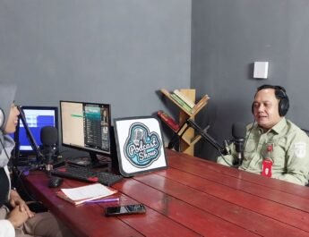 DKP3 Balangan Gunakan Radio untuk Sosialisasi Lewat Program “Cerita Tani”