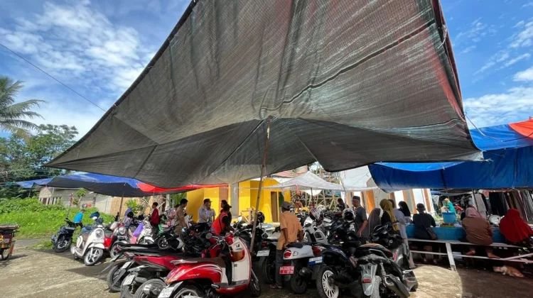 Benahi Tata Kelola Parkir, Dishub Balangan Pantau Area Parkir Pasar Tradisional
